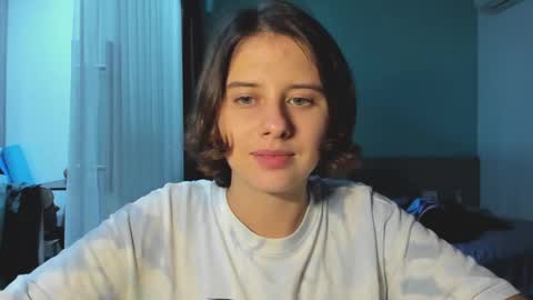 Evie online show from 01.02.25