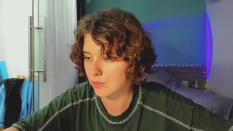 Evie online show from 01.25.25