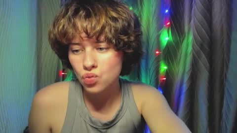 Evie online show from 09.19.25