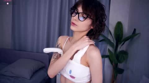 Thea online show from 09.18.25