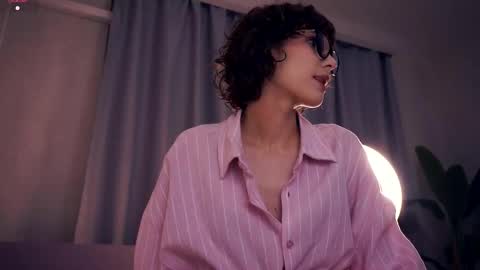 Thea online show from 10.23.25