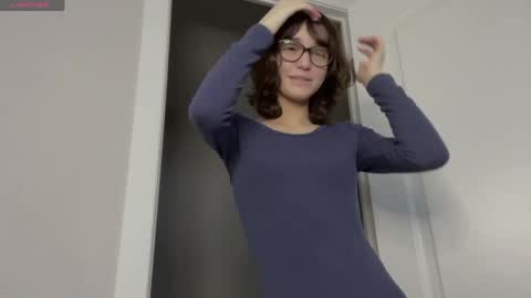 Thea online show from 04.10.26