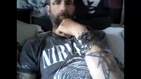 Snapshot of oedipe666 chatting on 05.27.26 oedipe666cam online show from 05.27.26