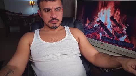 Snapshot of officeman7 chatting on 02.02.25 officeman7 online show from 02.02.25