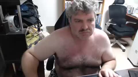 Snapshot of ogre57 chatting on 05.26.26 Woman message me men do not make demands and dont ask for pm only ladies. online show from 05.26.26