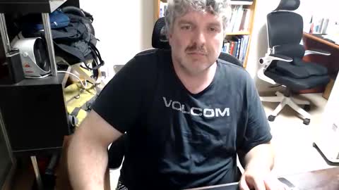 Snapshot of ogre57 chatting on 05.27.26 Woman message me men do not make demands and dont ask for pm only ladies. online show from 05.27.26