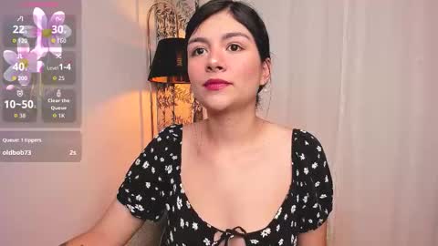 Snapshot of oh__holly chatting on 10.10.25 Holly online show from 10.10.25