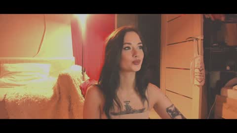 Snapshot of oh_lilith chatting on 12.21.24 your dear Lilith Chapman online show from 12.21.24