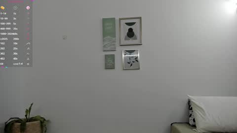 Snapshot of ohanna_ chatting on 03.09.25 ohanna_ online show from 03.09.25