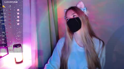 Snapshot of ohiko4545 chatting on 11.11.25 katarina online show from 11.11.25