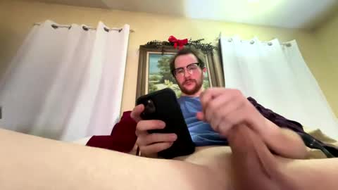 Snapshot of ohio944 chatting on 12.31.24 Dom online show from 12.31.24