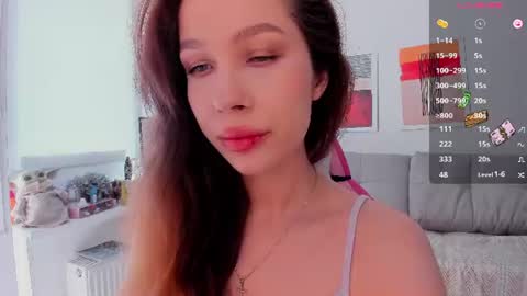 Snapshot of ohmymiami_ chatting on 07.26.26 Light online show from 07.26.26