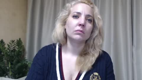 Mari online show from 04.10.26