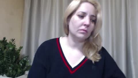 Mari online show from 04.25.26
