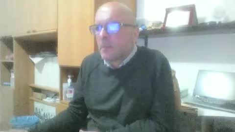 Snapshot of olak21 chatting on 11.18.25 olak21 online show from 11.18.25