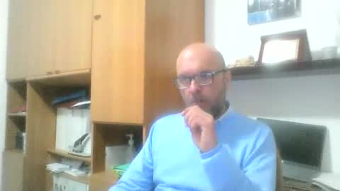 Snapshot of olak21 chatting on 05.25.26 olak21 online show from 05.25.26