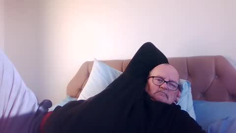 Snapshot of old_fkr chatting on 12.19.24 old_fkr online show from 12.19.24