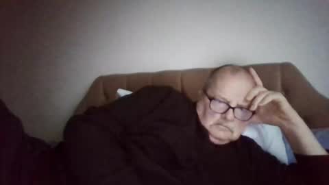 Snapshot of old_fkr chatting on 02.10.25 old_fkr online show from 02.10.25