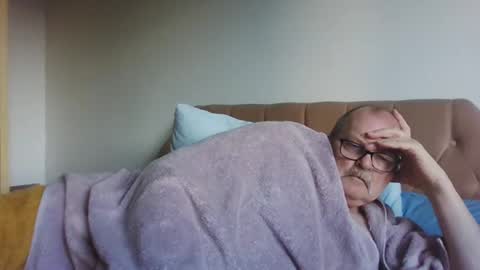 Snapshot of old_fkr chatting on 02.26.25 old_fkr online show from 02.26.25