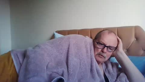 Snapshot of old_fkr chatting on 02.28.25 old_fkr online show from 02.28.25