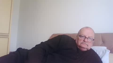 Snapshot of old_fkrr_ chatting on 05.16.26 old_fkrr_ online show from 05.16.26