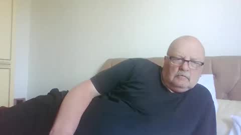 Snapshot of old_fkrr_ chatting on 05.25.26 old_fkrr_ online show from 05.25.26