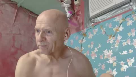 oldbuthorny62 online show from 05.12.26