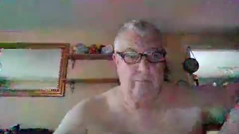 Fergus online show from 11.27.25