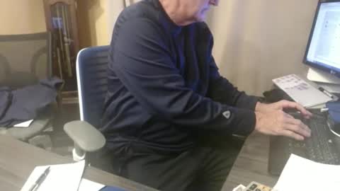 Snapshot of olderandwiser chatting on 03.24.26 Older and Wiser online show from 03.24.26
