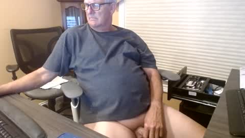Snapshot of olderandwiser chatting on 07.12.26 Older and Wiser online show from 07.12.26
