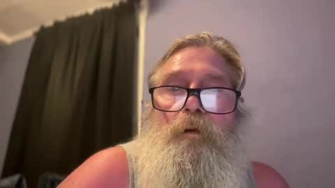 olderguyplayin online show from 07.28.26
