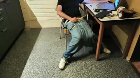 Snapshot of oldersagger chatting on 10.10.25 oldersagger online show from 10.10.25