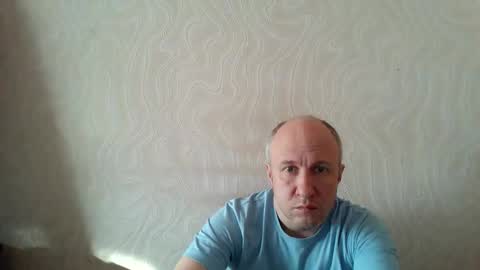 Snapshot of oleg365 chatting on 01.14.26 figaro online show from 01.14.26