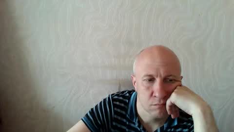Snapshot of oleg365 chatting on 05.06.26 figaro online show from 05.06.26