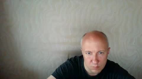 Snapshot of oleg365 chatting on 05.21.26 figaro online show from 05.21.26