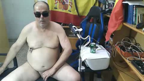 Snapshot of olegariooticario784770 chatting on 05.15.26 olegariooticario784770 online show from 05.15.26