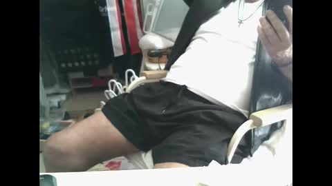 Snapshot of oleredtre chatting on 04.06.26 oleredtre online show from 04.06.26