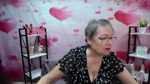 OlgaLuck online show from 04.15.26