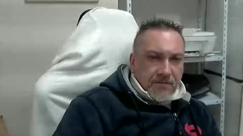 Snapshot of olimpio1230 chatting on 02.28.25 olimpio1230 online show from 02.28.25