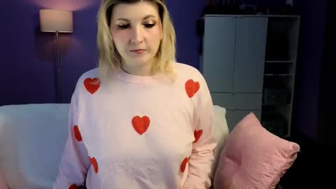 OliSunny Olivia online show from 02.18.26