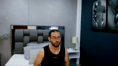 Oliver Blanc online show from 04.15.26