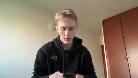 Snapshot of oliver_and_thomas chatting on 11.16.25 Oliver and Thomas online show from 11.16.25