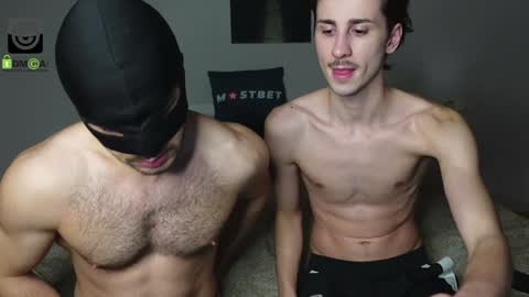 Snapshot of oliver_baker chatting on 01.10.25 Oliver  Kaen online show from 01.10.25