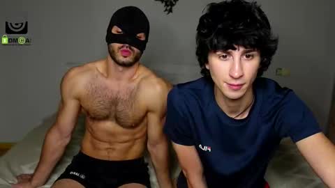 Snapshot of oliver_baker chatting on 10.14.25 Oliver  Kaen online show from 10.14.25