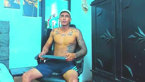 Snapshot of oliver_smith_2 chatting on 11.12.25 oliver_smith_2 online show from 11.12.25