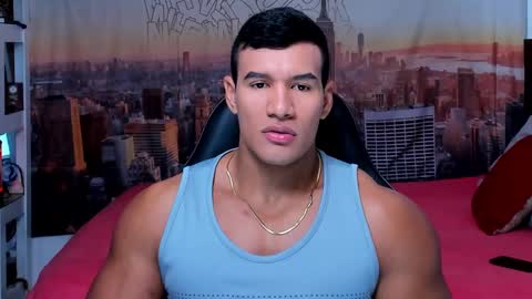 Snapshot of oliver_tommy chatting on 10.14.25 oliver_tommy online show from 10.14.25