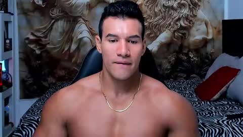 Snapshot of oliver_tommy chatting on 10.17.25 oliver_tommy online show from 10.17.25