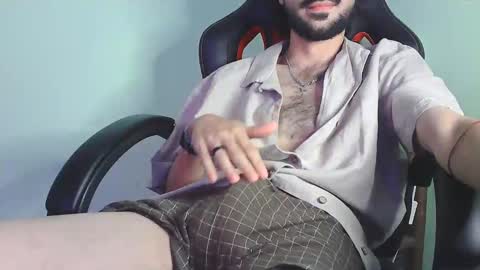 Oliver online show from 02.15.25