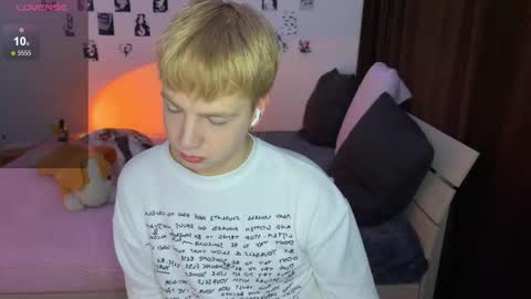 oliver online show from 10.20.25