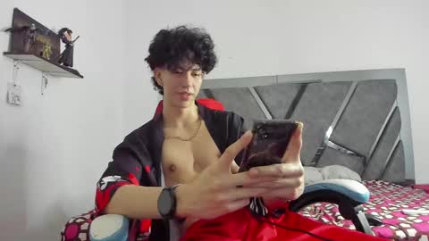 Snapshot of oliverthompson_01 chatting on 03.06.25 oliverthompson_01 online show from 03.06.25